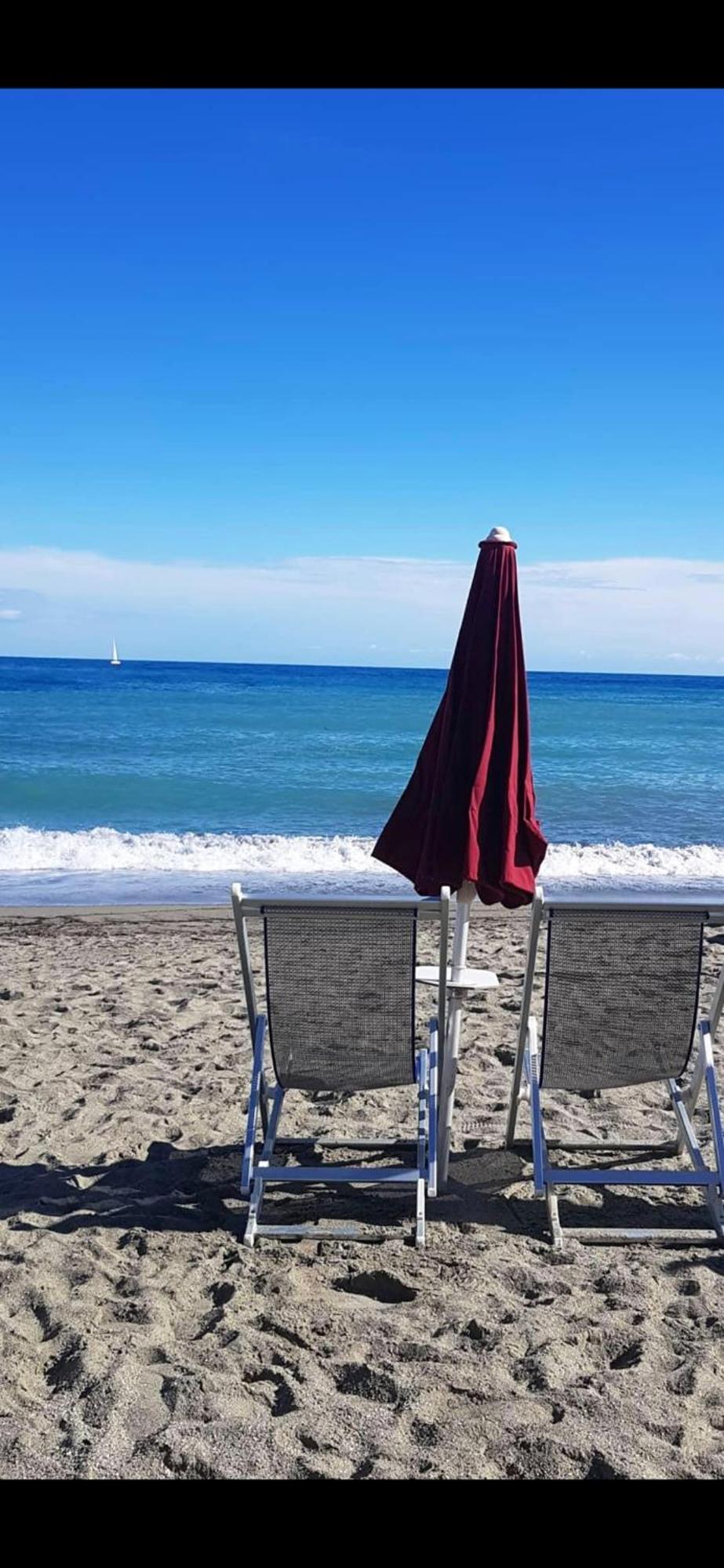 La Terrazza Apartment,A 50 Mt Dal Mare فاراتسي المظهر الخارجي الصورة