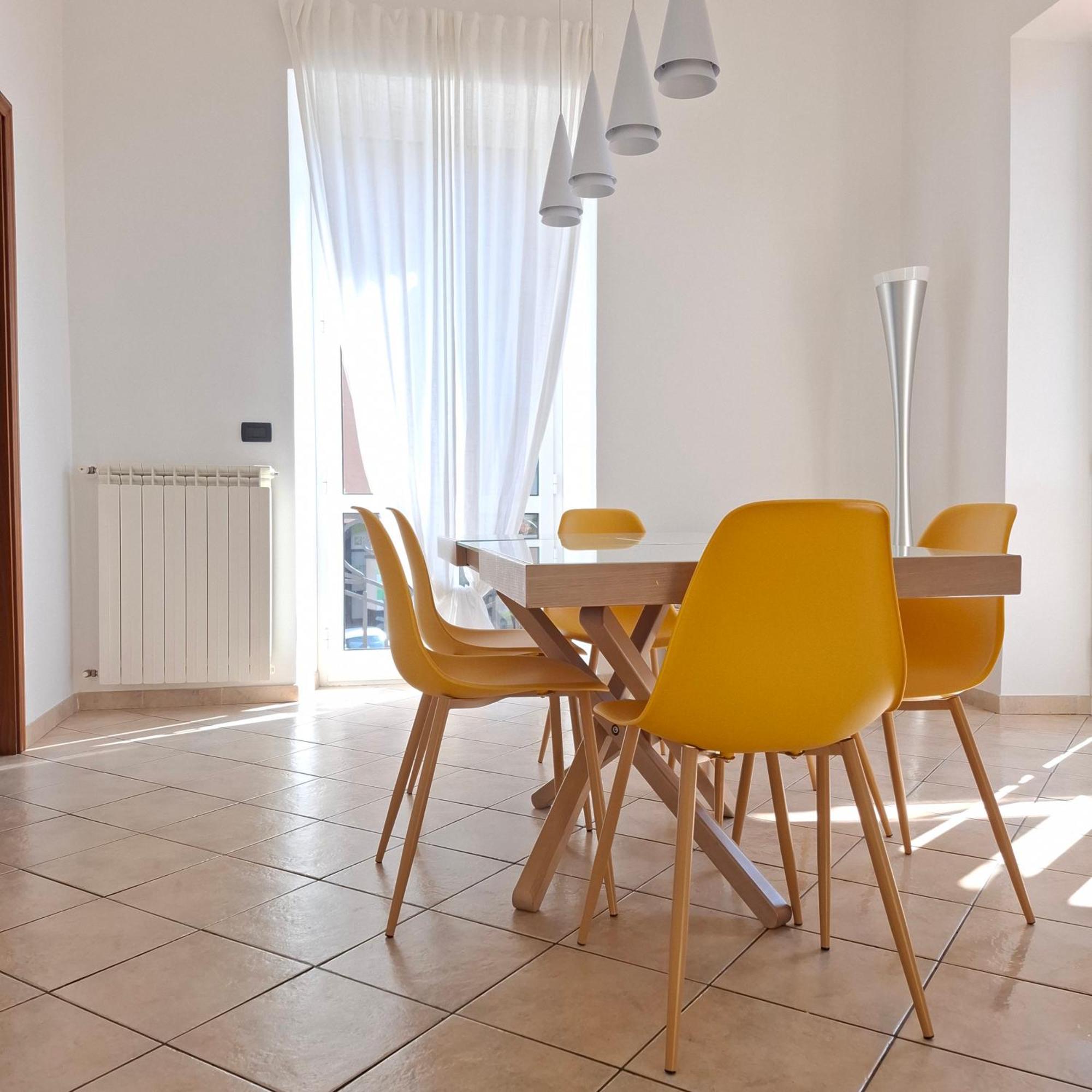 La Terrazza Apartment,A 50 Mt Dal Mare فاراتسي المظهر الخارجي الصورة