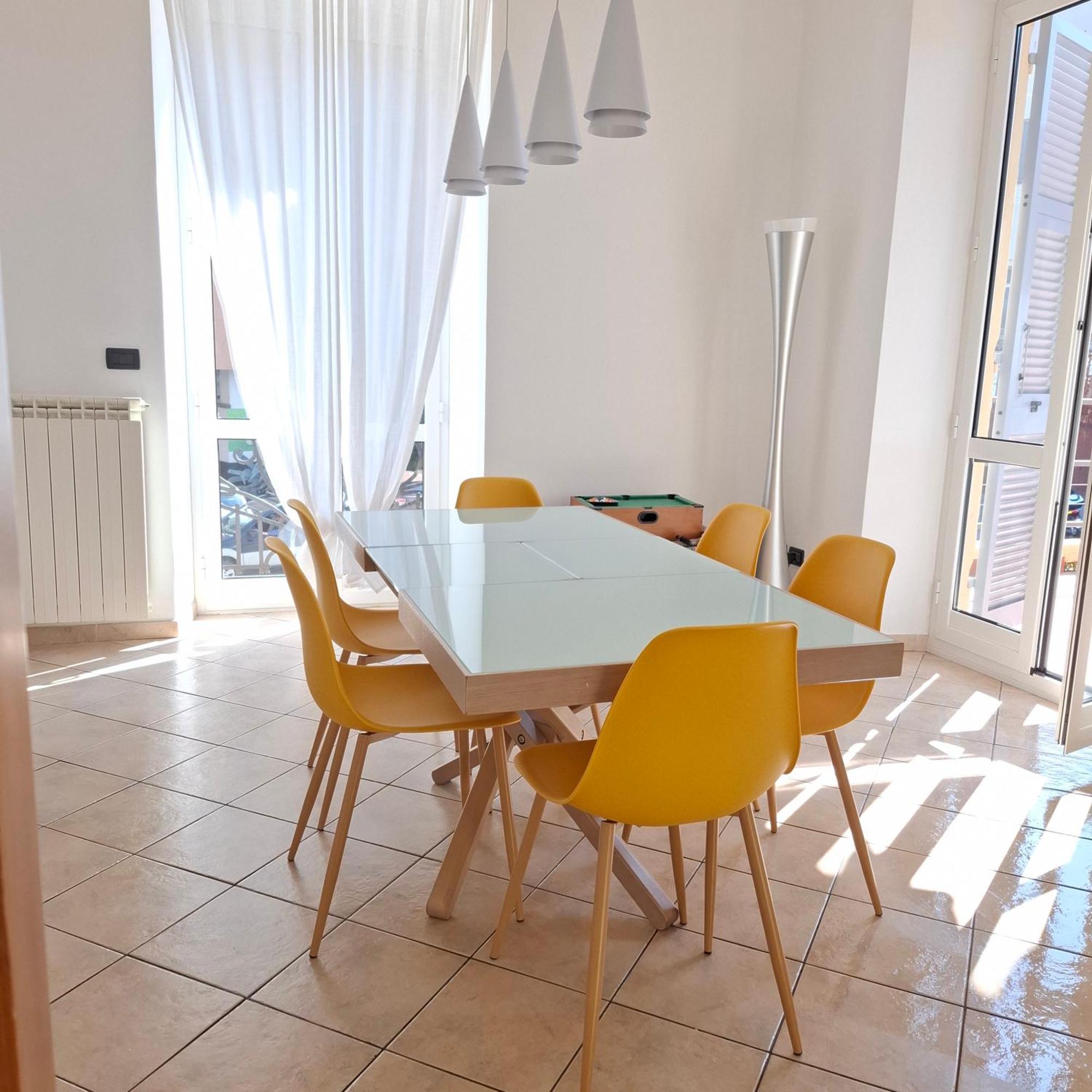 La Terrazza Apartment,A 50 Mt Dal Mare فاراتسي المظهر الخارجي الصورة